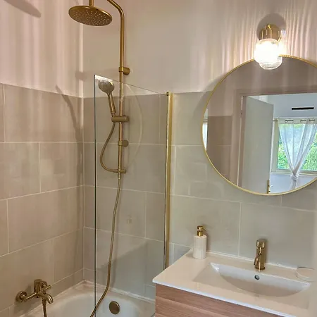 Nouveau ! A 3 Minutes De La Entre Antibes Et Cannes Apartment Vallauris